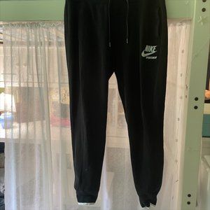 Nike Joggers